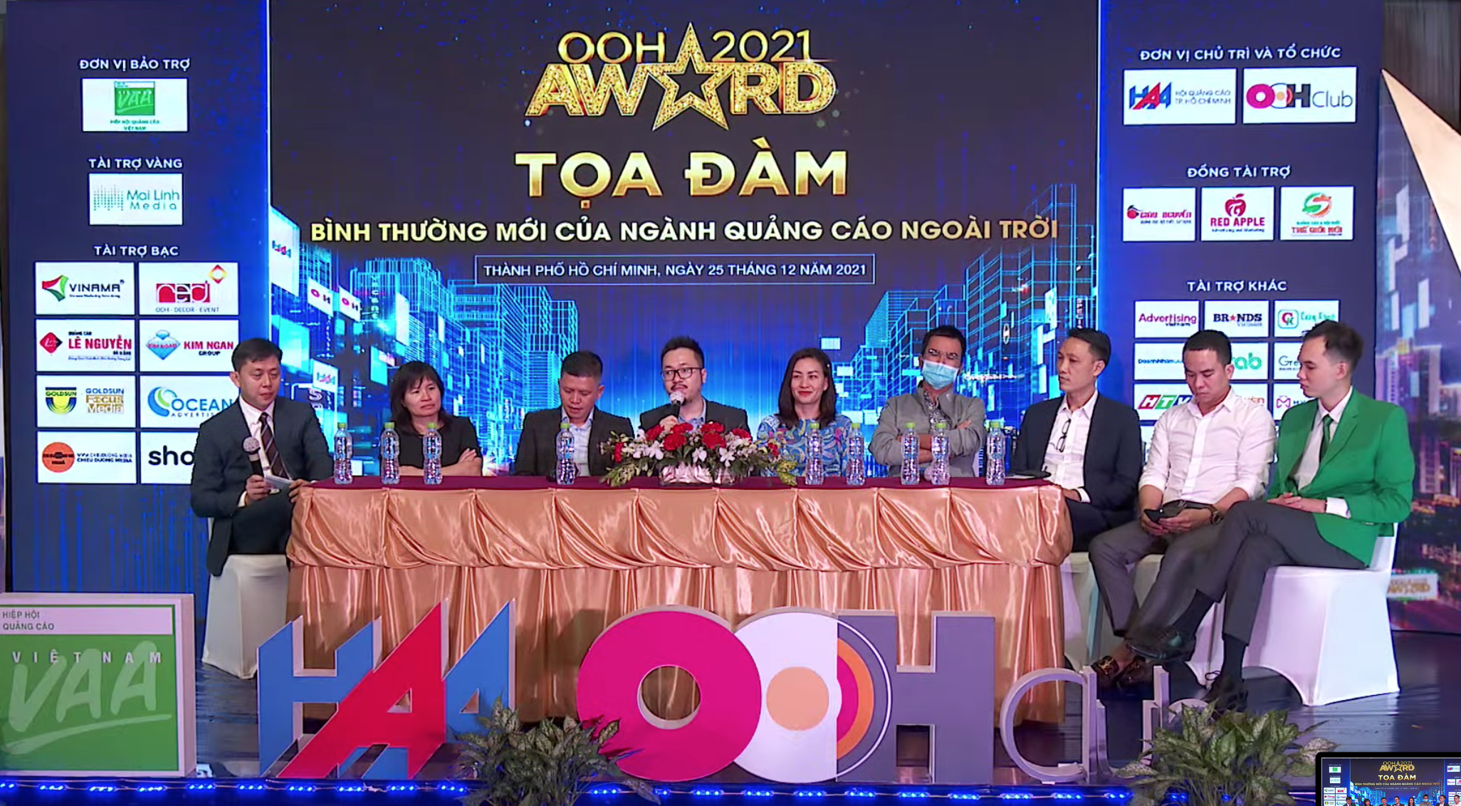 Tọa đàm 'Bình thường mới của ngành quảng cáo ngoài trời' được tổ chức trong khuôn khổ lễ trao giải 'OOH Award' do OOHClub trực thuộc Hội Quảng cáo TP.HCM tổ chức, với sự bảo trợ của Hiệp hội Quảng cáo Việt Nam - Ảnh: B.MAi